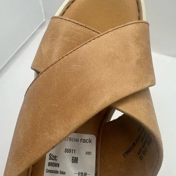 Born Women's Tan Leather Slide Sandals NWT - Picture 9 of 10